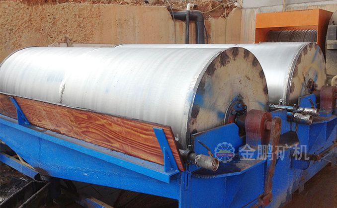 濕式弱磁場永磁筒式磁選機(jī)